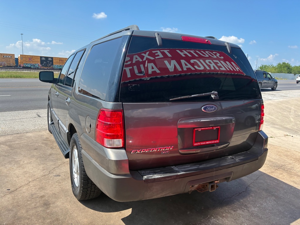 Photo 22 of this FORD EXPEDITION