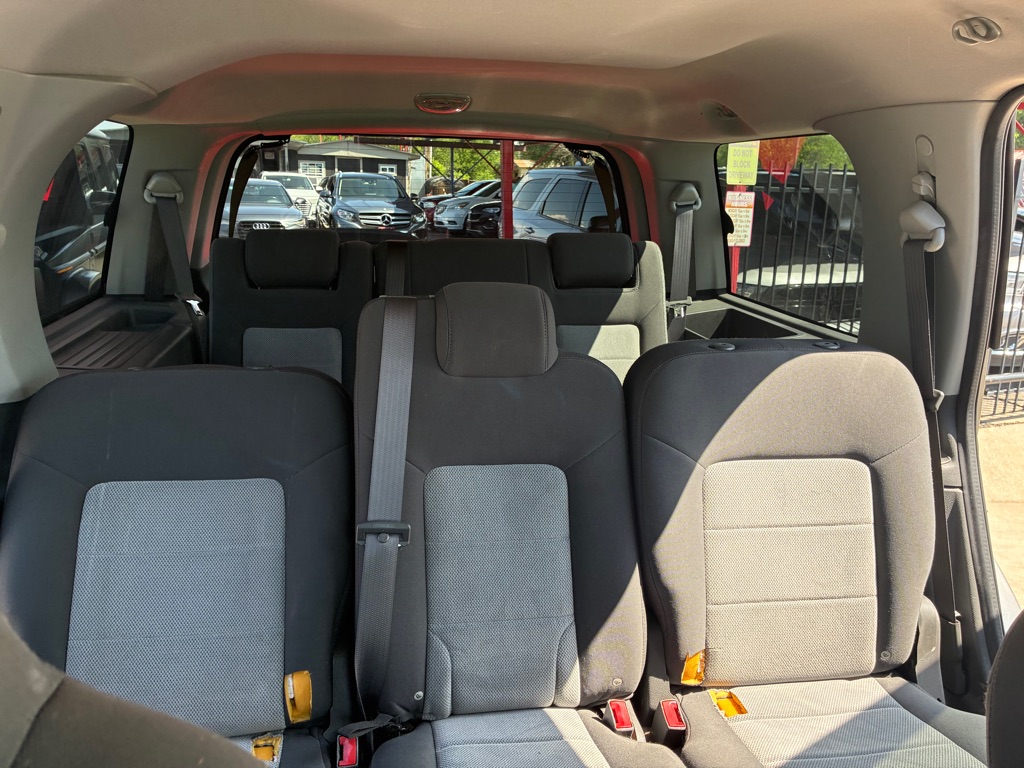 Photo 36 of this FORD EXPEDITION