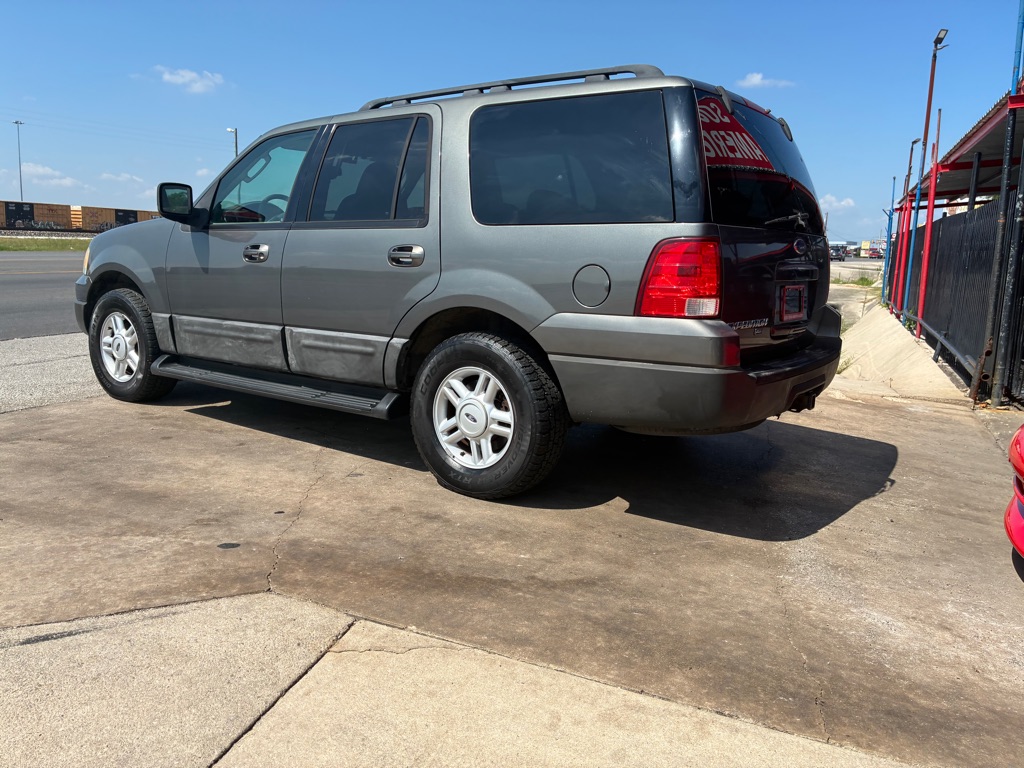 Photo 19 of this FORD EXPEDITION