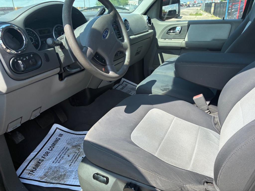 Photo 34 of this FORD EXPEDITION