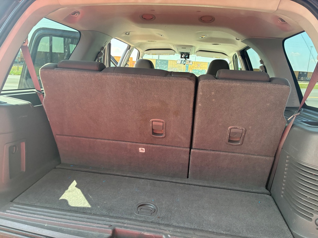 Photo 25 of this FORD EXPEDITION