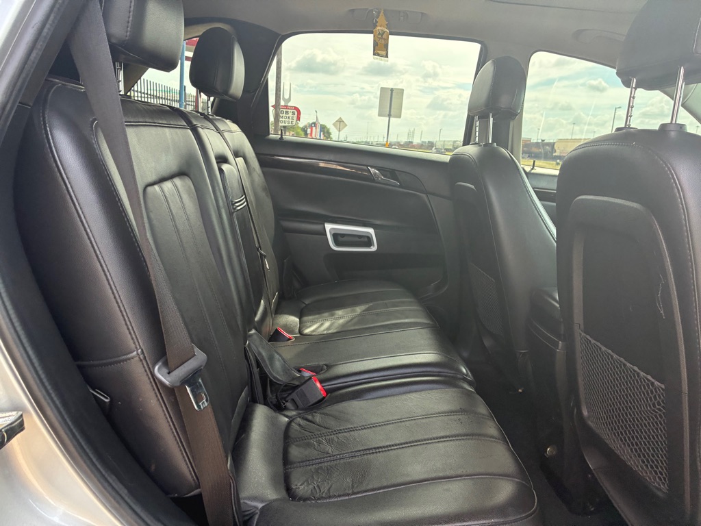 Photo 28 of this CHEVROLET CAPTIVA