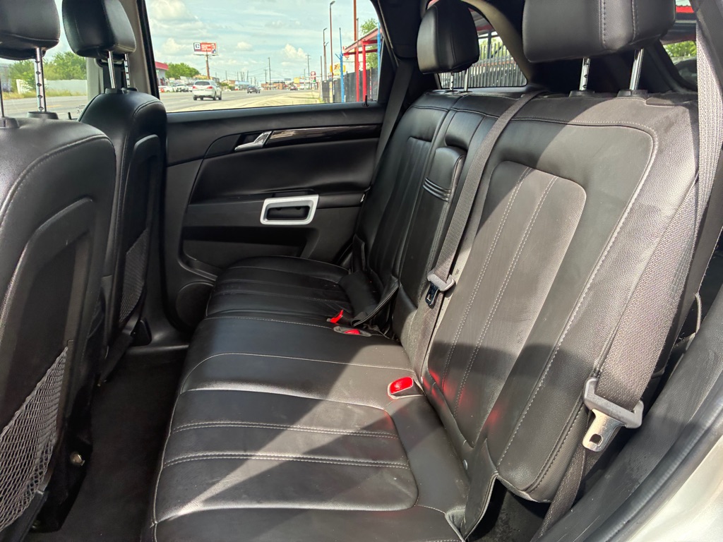 Photo 26 of this CHEVROLET CAPTIVA