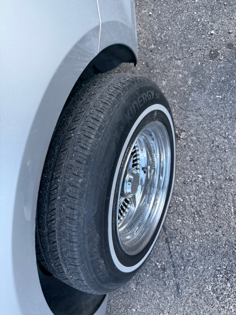 Photo 23 of this BUICK LACROSSE