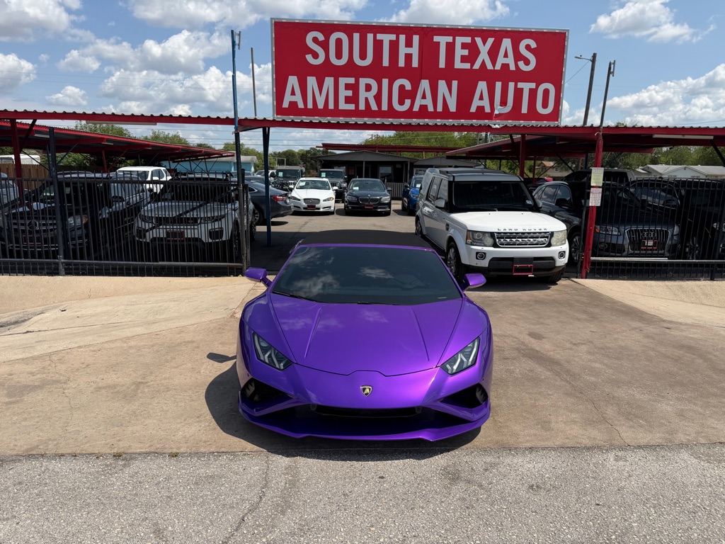 Photo 18 of this LAMBORGHINI HURACAN