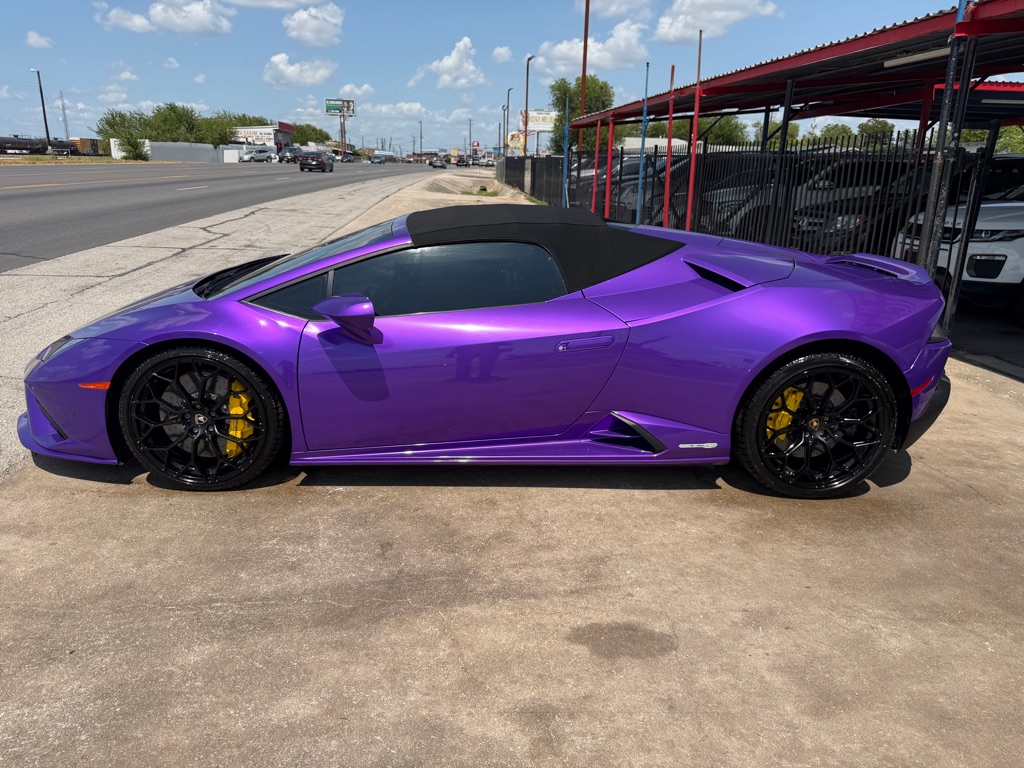 Photo 26 of this LAMBORGHINI HURACAN
