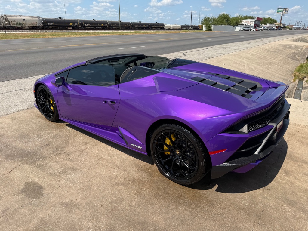 Photo 86 of this LAMBORGHINI HURACAN
