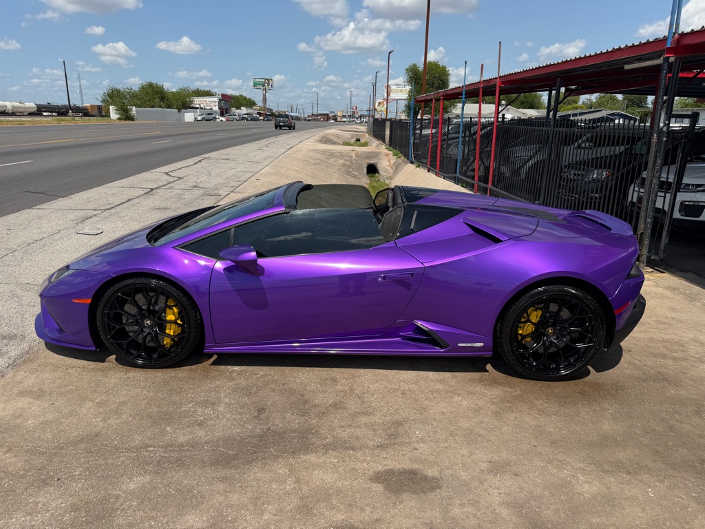 Photo 85 of this LAMBORGHINI HURACAN
