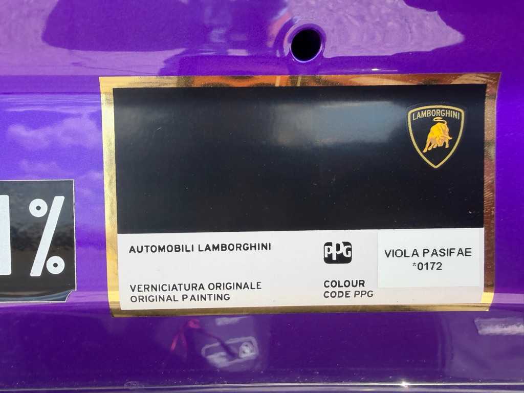 Photo 80 of this LAMBORGHINI HURACAN