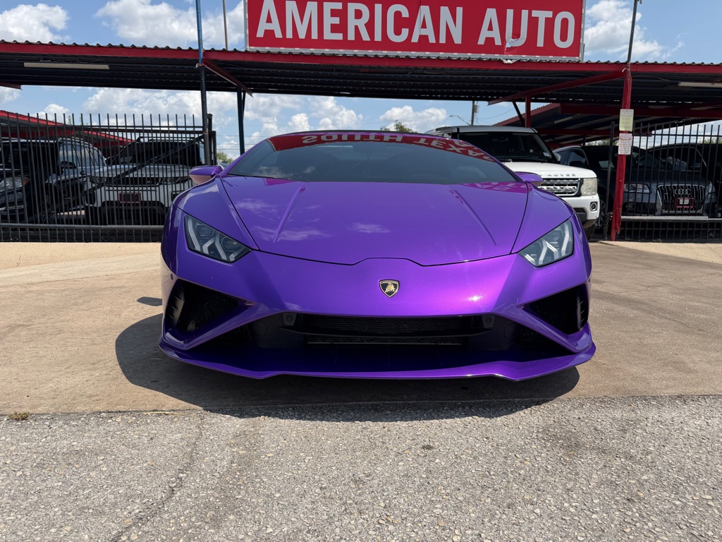Photo 3 of this LAMBORGHINI HURACAN
