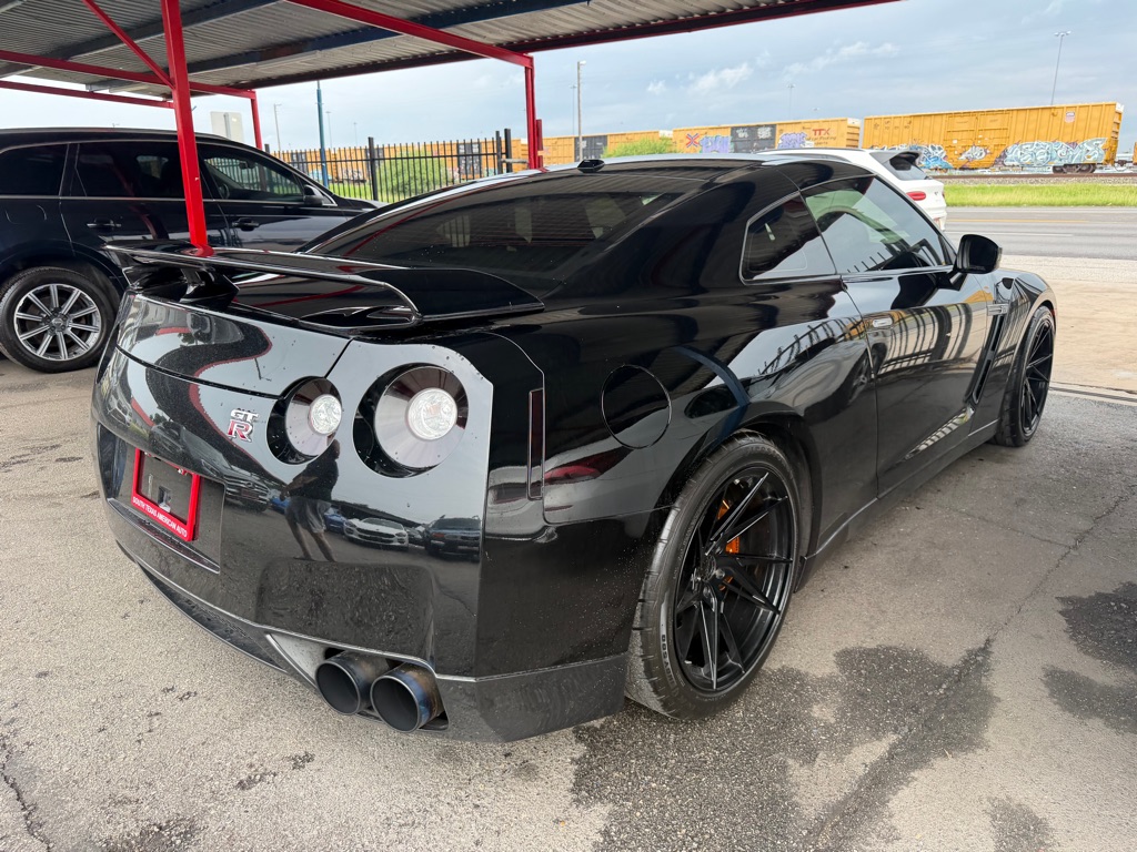 Photo 22 of this NISSAN GT-R