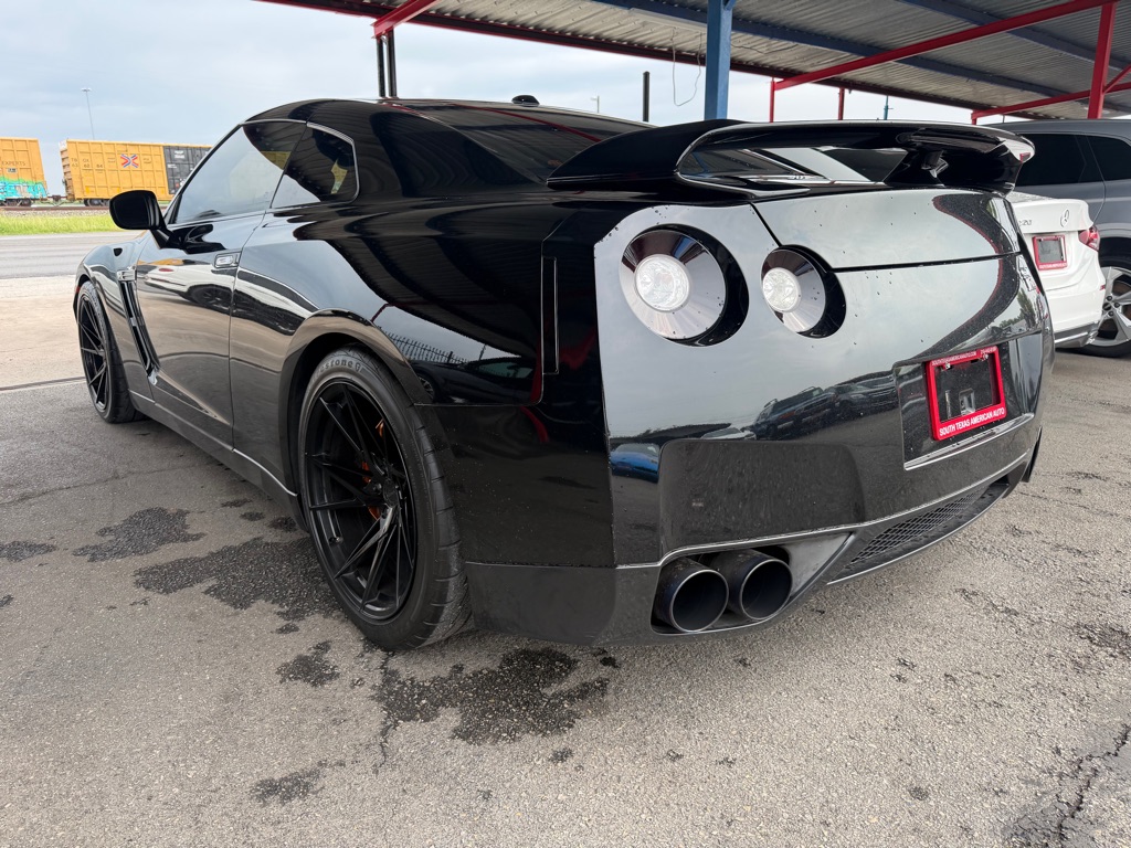 Photo 25 of this NISSAN GT-R