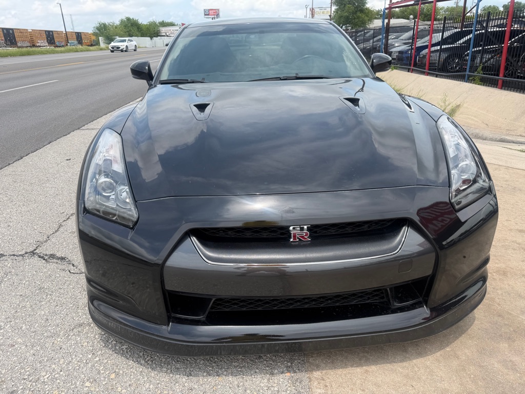 Photo 9 of this NISSAN GT-R