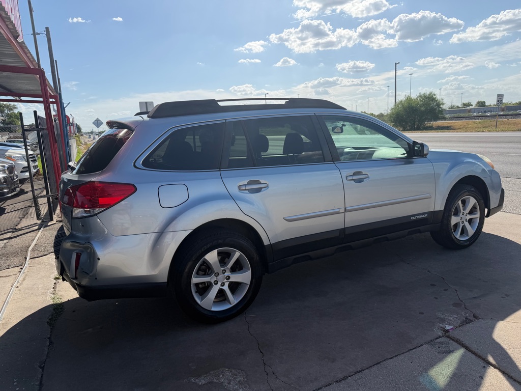 Photo 14 of this SUBARU OUTBACK