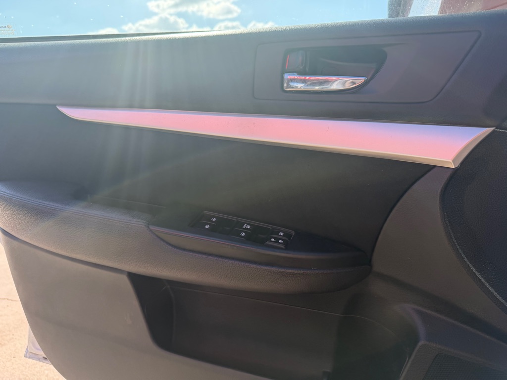 Photo 24 of this SUBARU OUTBACK