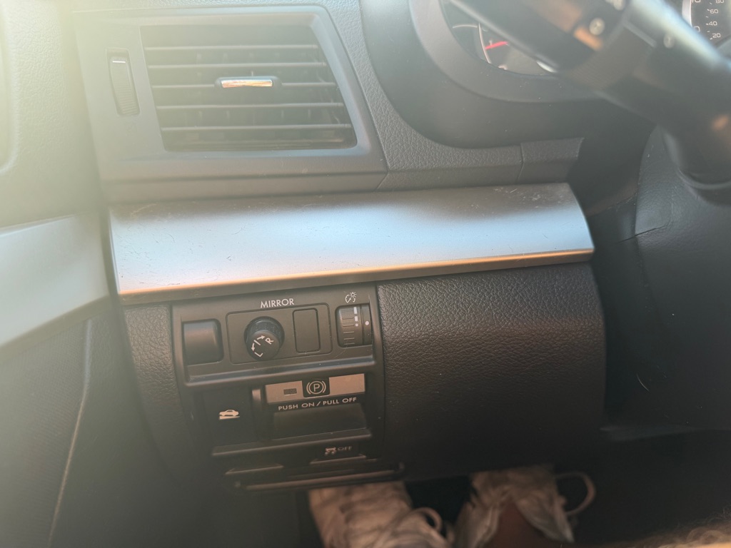 Photo 25 of this SUBARU OUTBACK