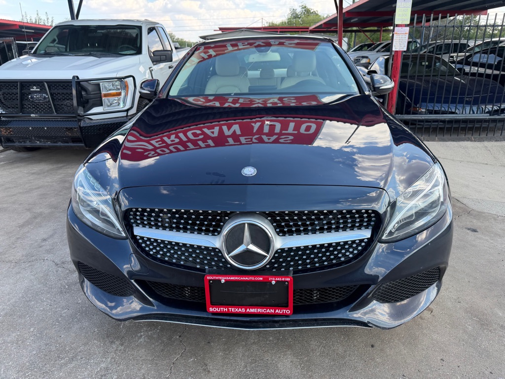 Photo 4 of this MERCEDES-BENZ E-CLASS
