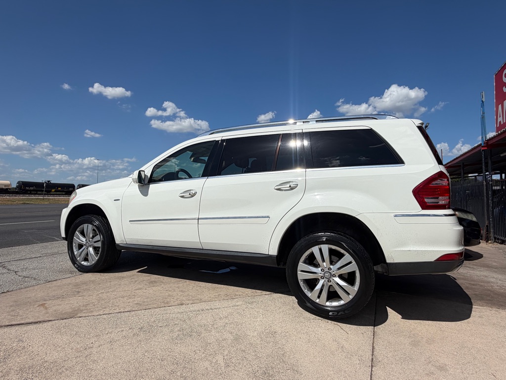 Photo 34 of this MERCEDES-BENZ GL