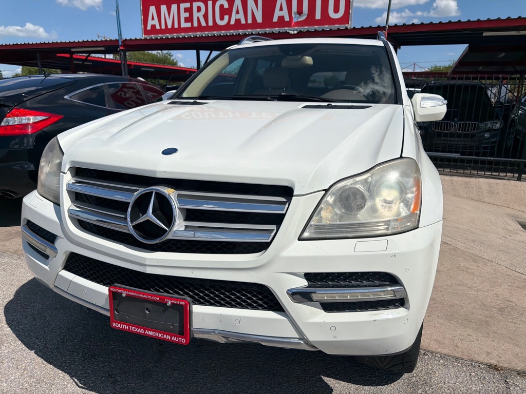Photo 44 of this MERCEDES-BENZ GL