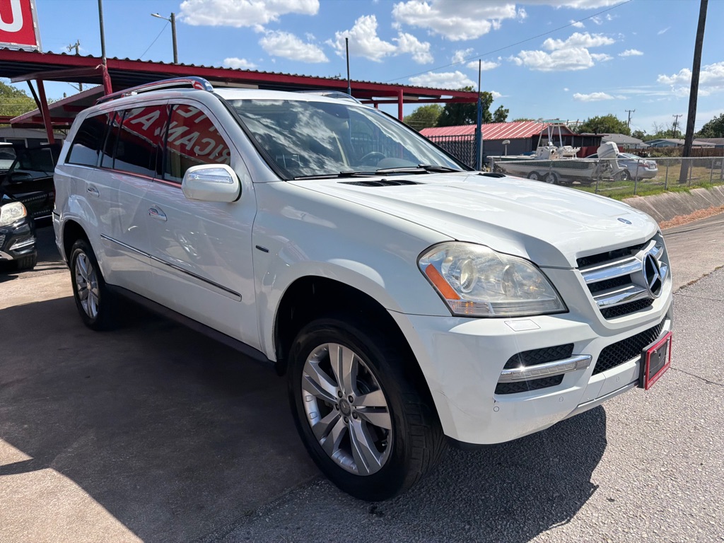 Photo 6 of this MERCEDES-BENZ GL