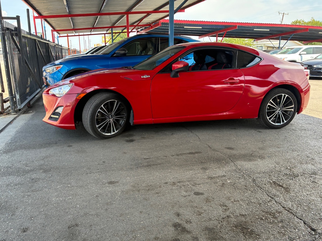 Photo 6 of this SCION FR-S