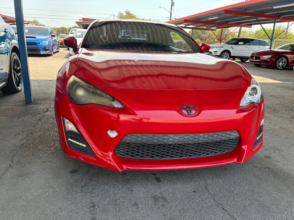 Photo 28 of this SCION FR-S