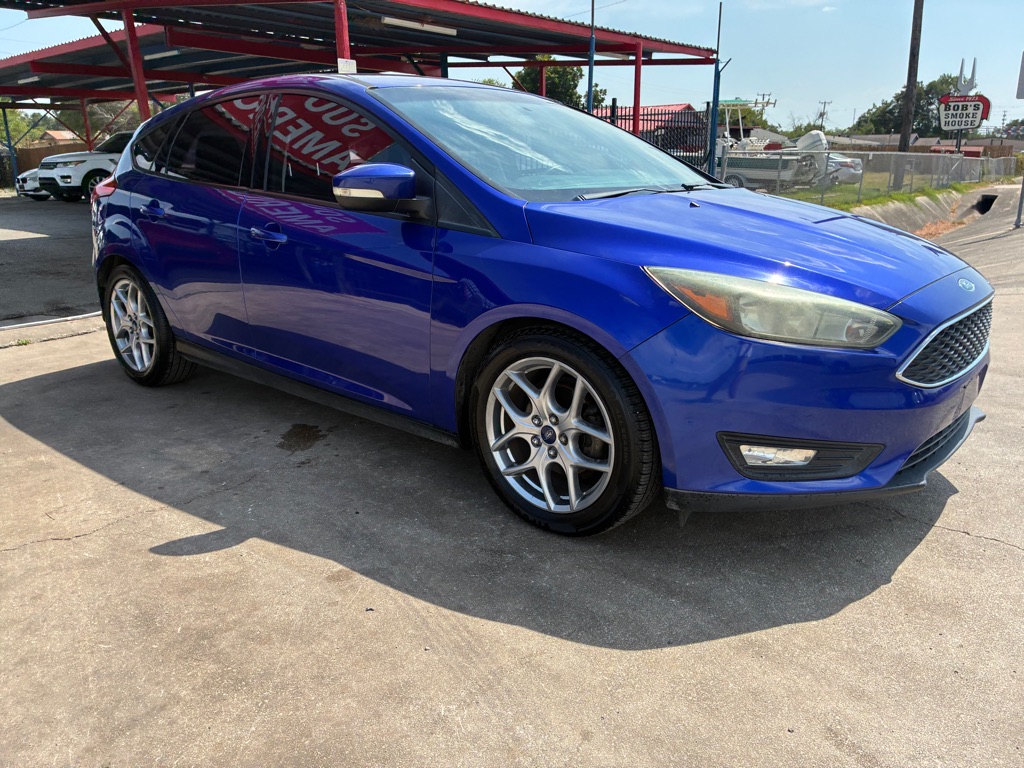 Photo 13 of this FORD FOCUS