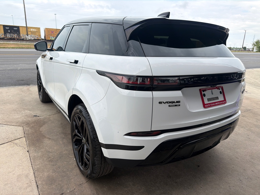 Photo 19 of this LAND ROVER RANGE ROVER EVO