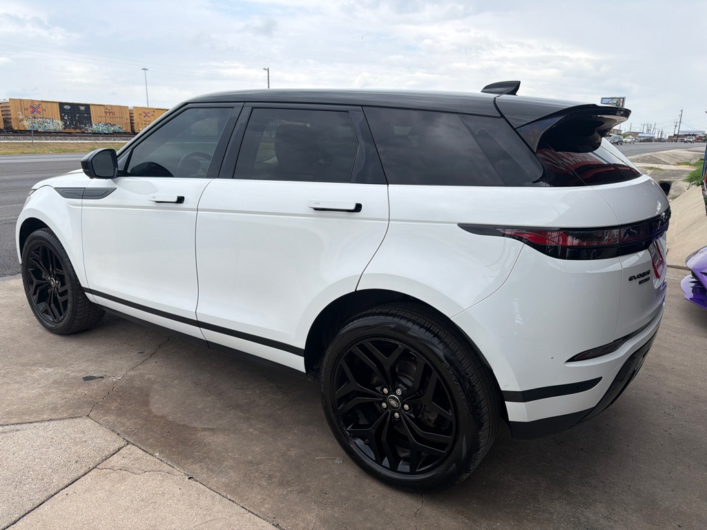 Photo 20 of this LAND ROVER RANGE ROVER EVO