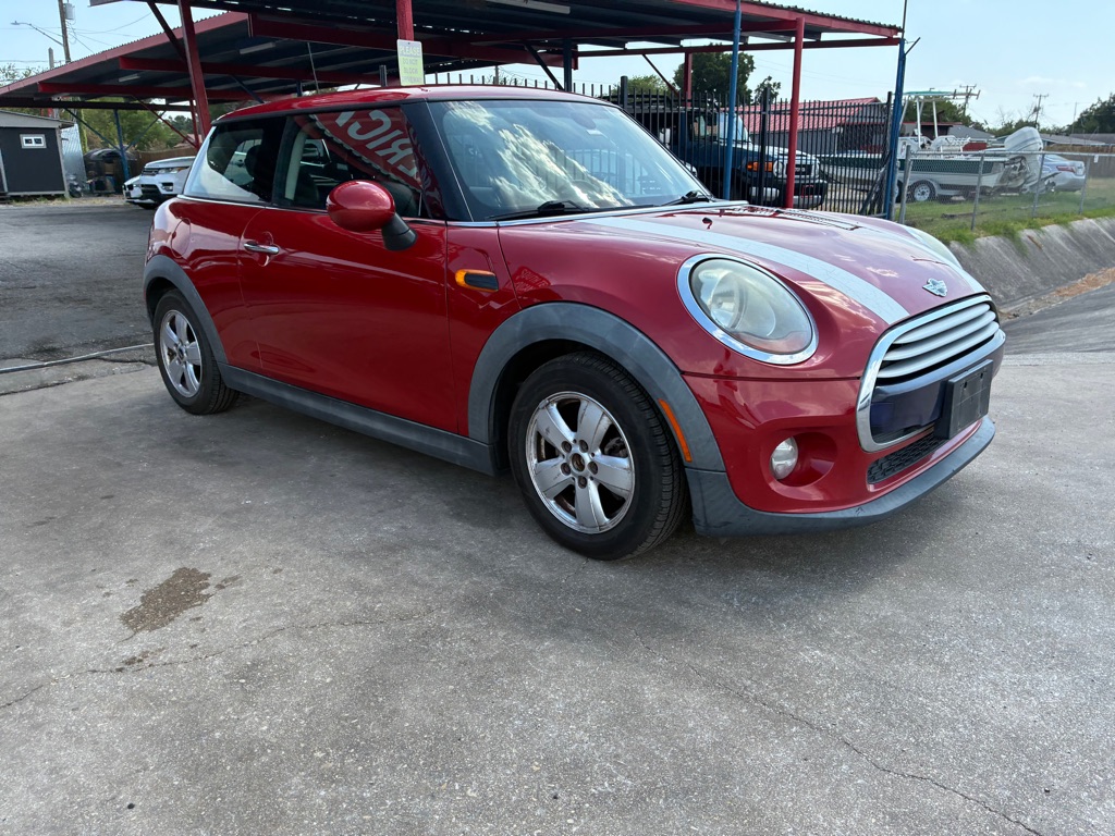 Photo 7 of this MINI COOPER
