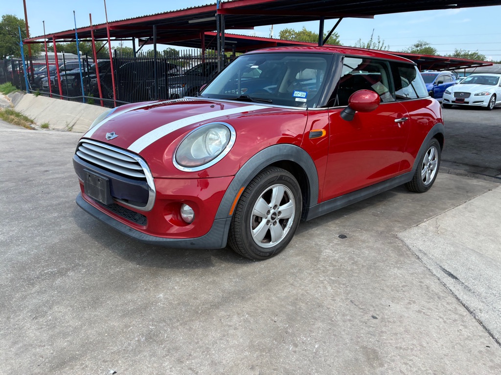 Photo 2 of this MINI COOPER