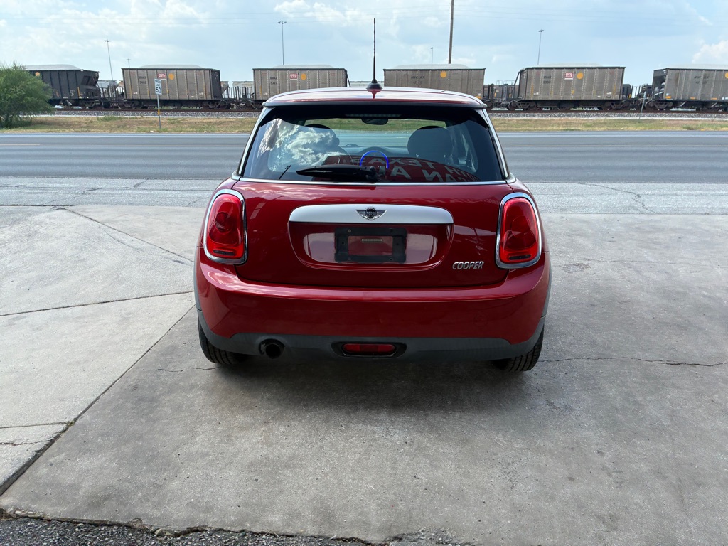 Photo 18 of this MINI COOPER