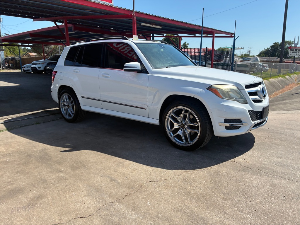 Photo 4 of this MERCEDES-BENZ GLK
