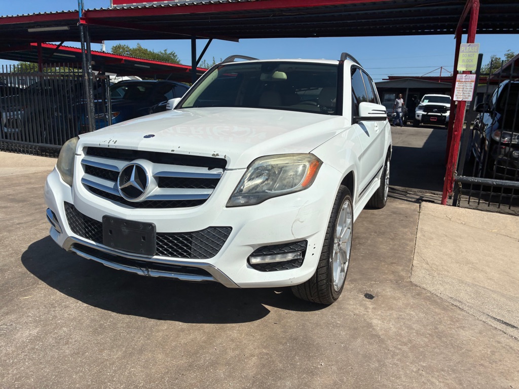 Photo 12 of this MERCEDES-BENZ GLK