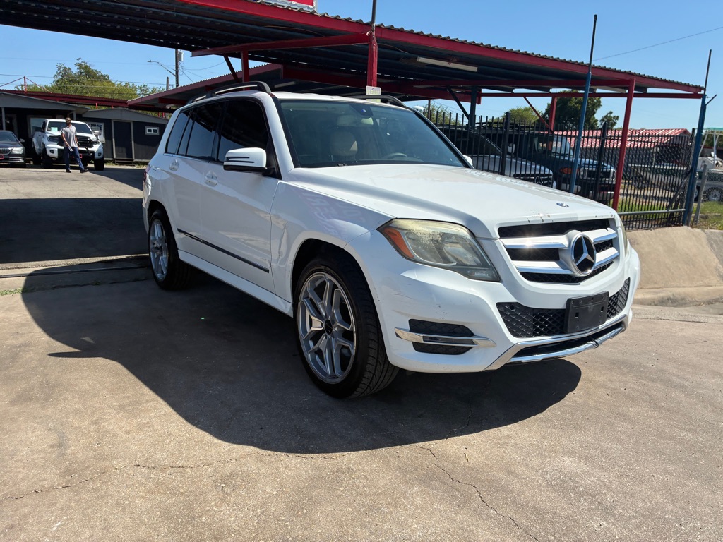 Photo 17 of this MERCEDES-BENZ GLK