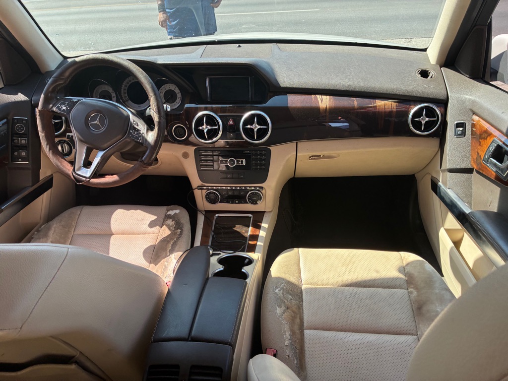 Photo 25 of this MERCEDES-BENZ GLK