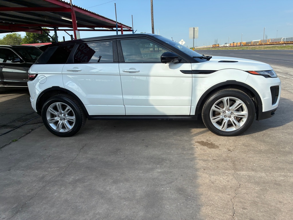 Photo 3 of this LAND ROVER RANGE ROVER EVO