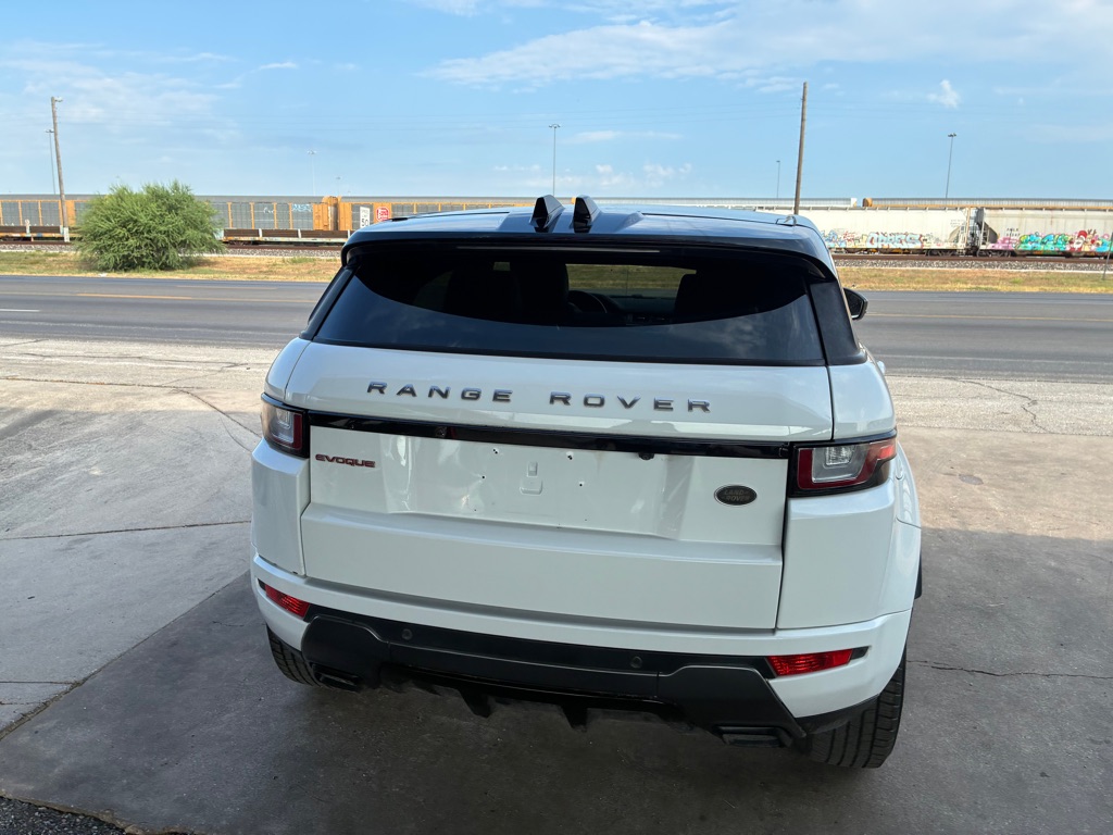 Photo 50 of this LAND ROVER RANGE ROVER EVO