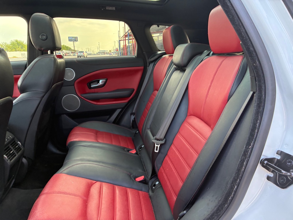 Photo 67 of this LAND ROVER RANGE ROVER EVO