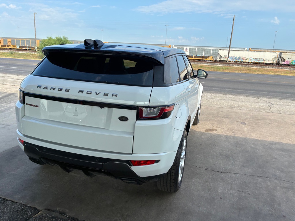 Photo 51 of this LAND ROVER RANGE ROVER EVO