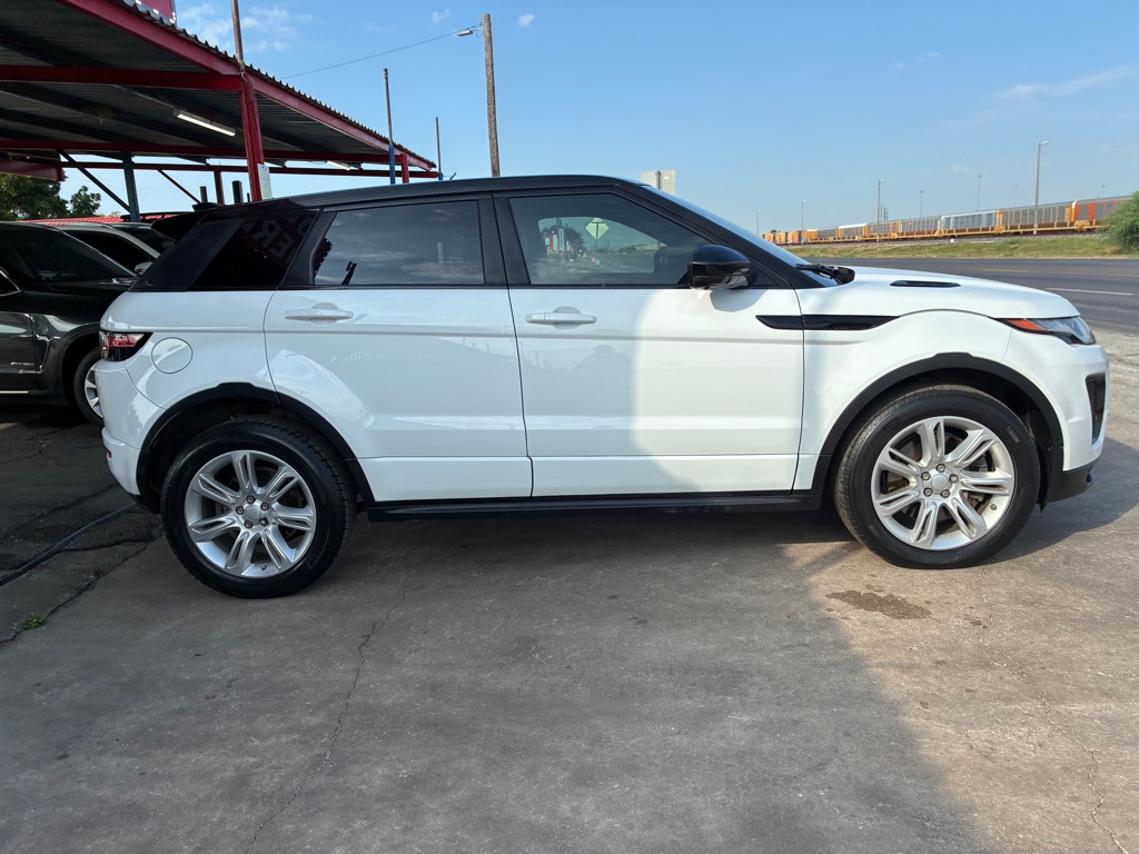 Photo 8 of this LAND ROVER RANGE ROVER EVO
