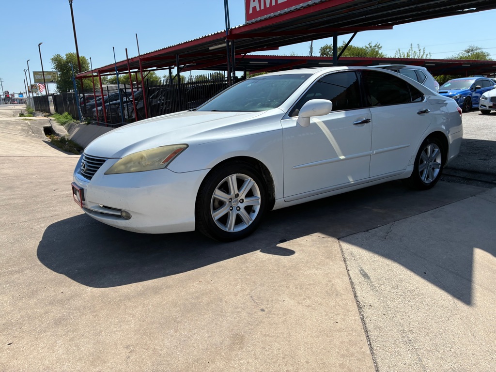 Photo 15 of this LEXUS ES