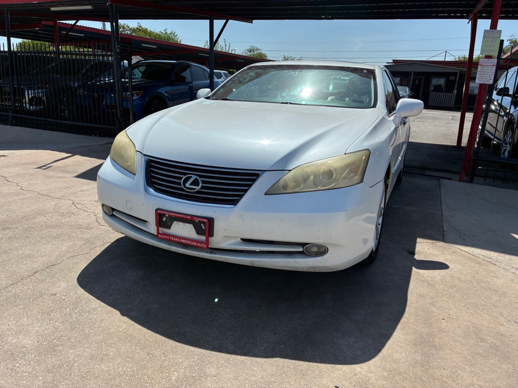 Photo 2 of this LEXUS ES