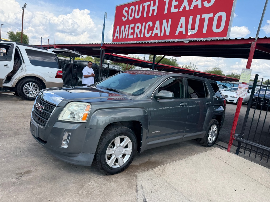 Photo 4 of this GMC TERRAIN