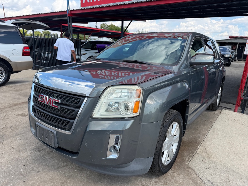 Photo 6 of this GMC TERRAIN