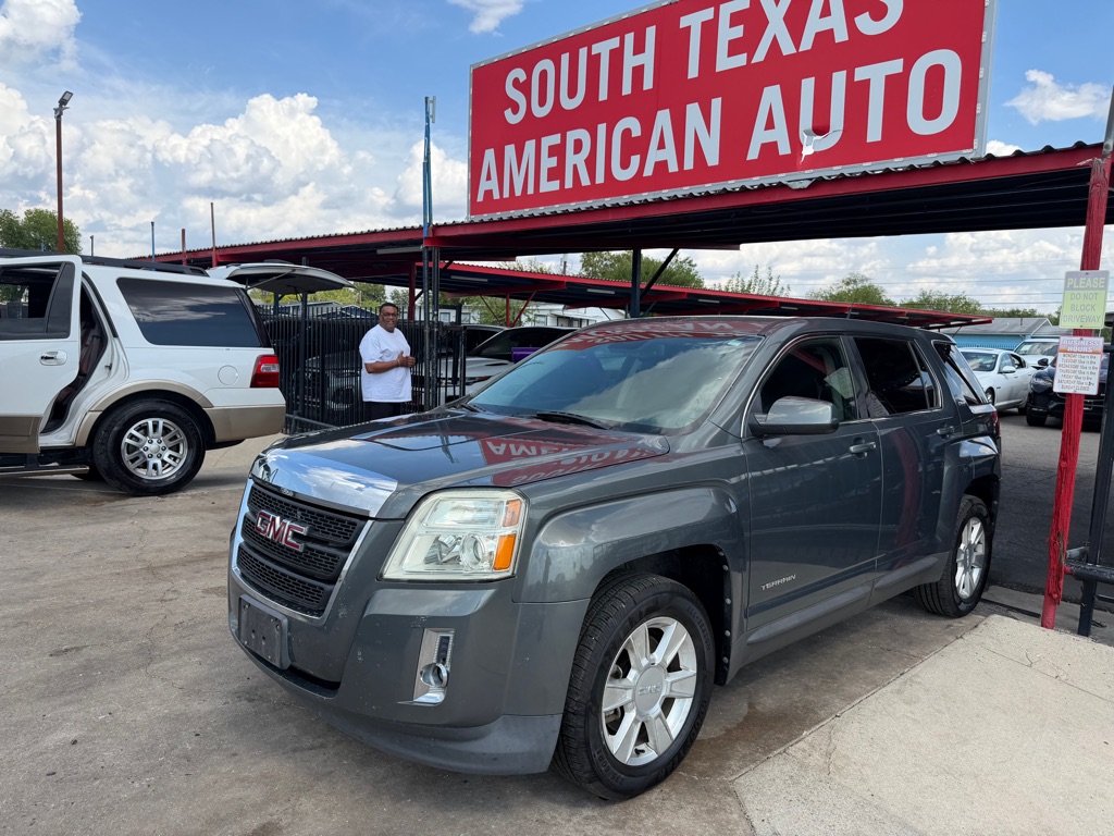 Photo 38 of this GMC TERRAIN