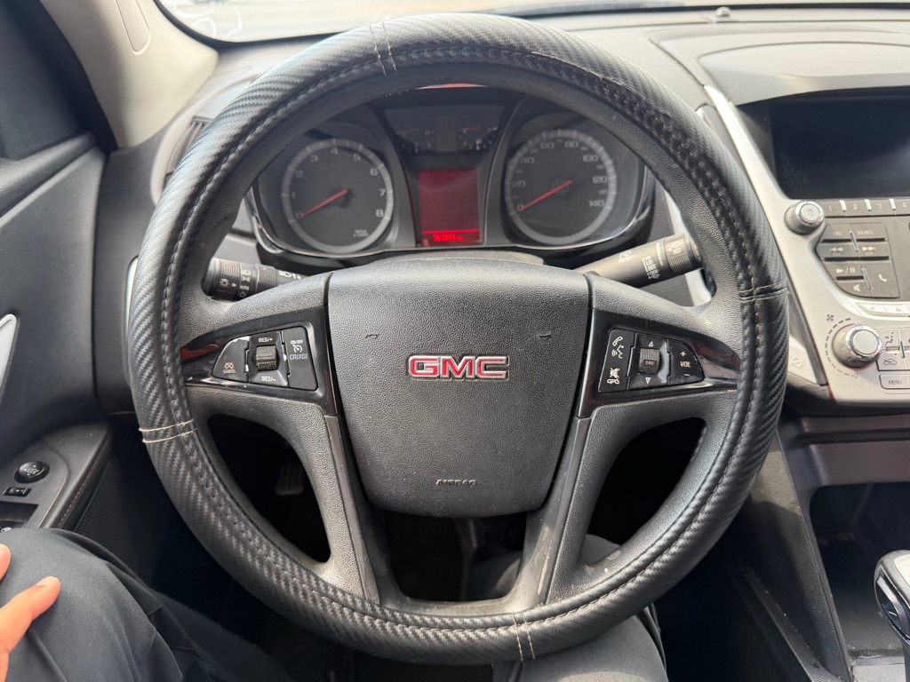 Photo 48 of this GMC TERRAIN