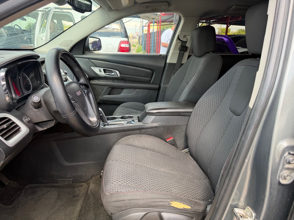 Photo 11 of this GMC TERRAIN