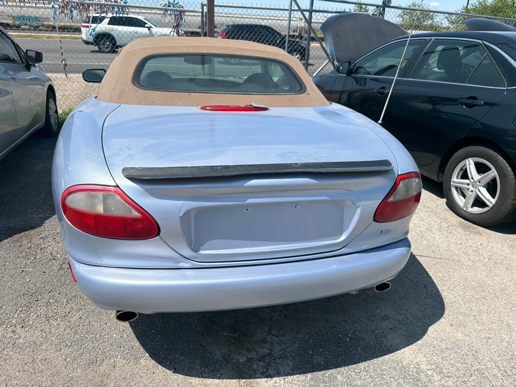 Photo 15 of this JAGUAR XK8