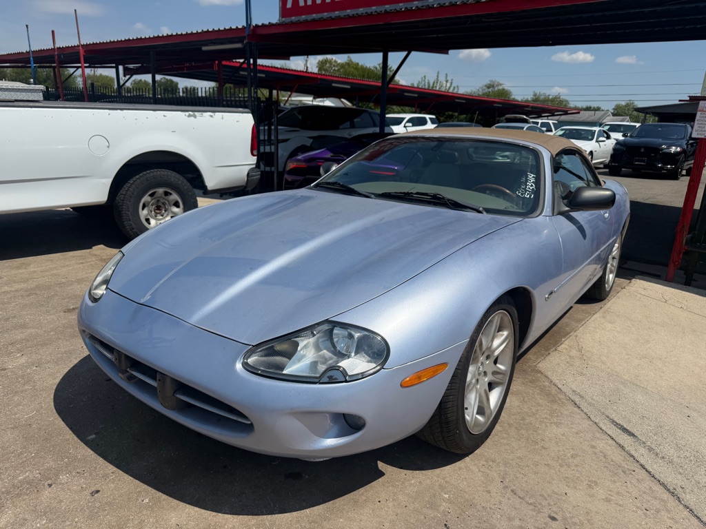 Photo 5 of this JAGUAR XK8